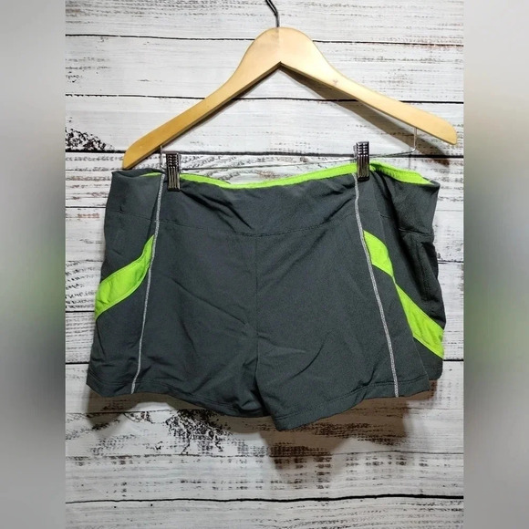 Nike Dri-Fit Running Tank and Shorts Set Athletic Activewear Green White size XL - Picture 6 of 6